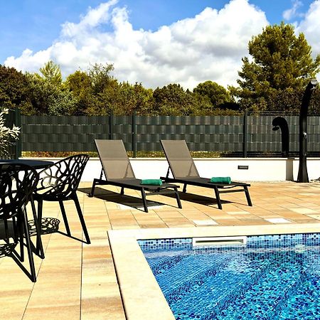 Apartment Agnes With 63 M2 Rooftop Terrace, Grill And Pool Okrug Gornji Exterior photo